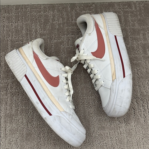 Nike Women's Court Legacy Lift Platform Casual Sneakers | Size 7.5 - Picture 5 of 5